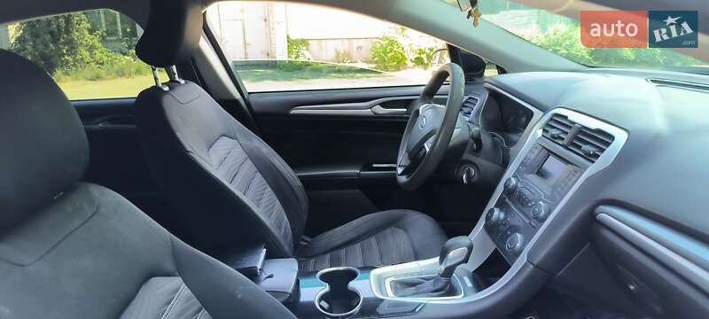 Седан Ford Fusion 2015 в Днепре