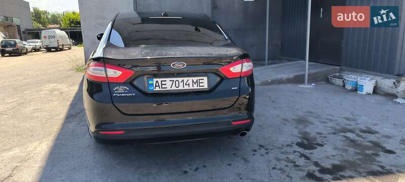 Седан Ford Fusion 2015 в Днепре