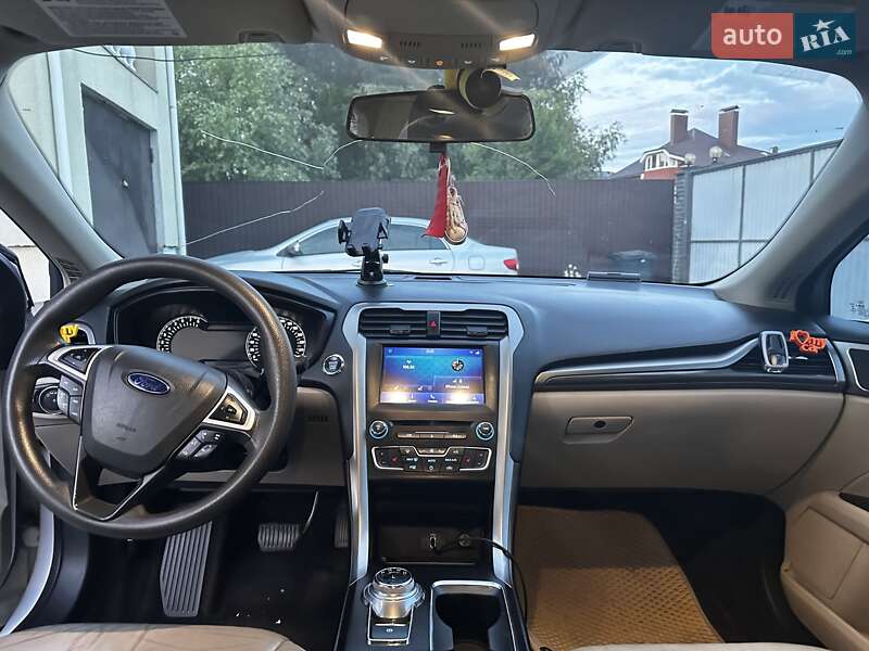 Седан Ford Fusion 2018 в Софиевской Борщаговке