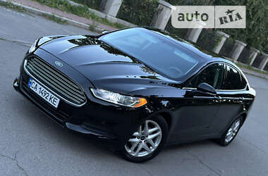 Седан Ford Fusion 2015 в Умани