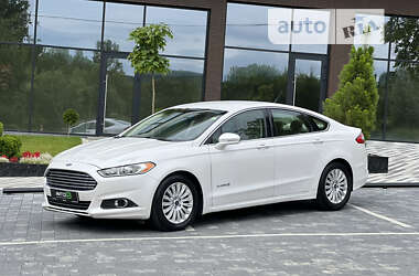 Седан Ford Fusion 2013 в Ужгороде