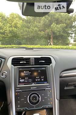 Седан Ford Fusion 2014 в Дніпрі