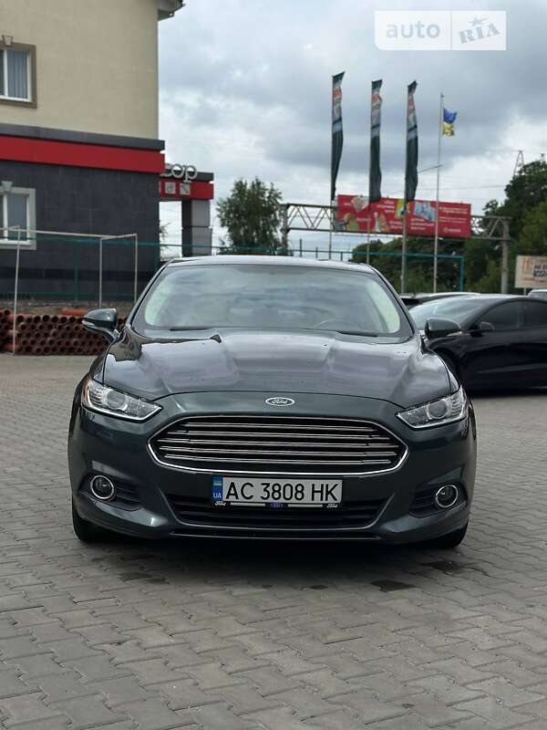 Седан Ford Fusion 2015 в Луцке