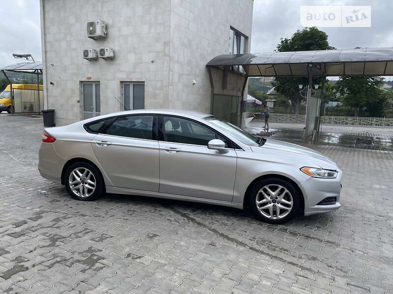 Седан Ford Fusion 2013 в Могилів-Подільському