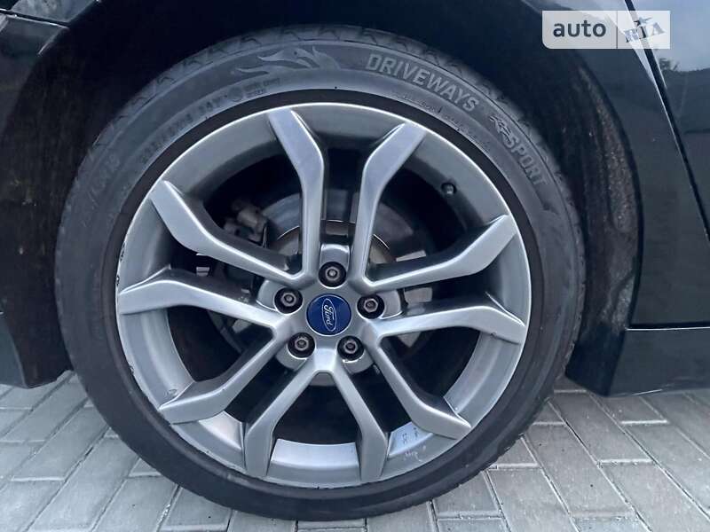 Седан Ford Fusion 2016 в Білій Церкві