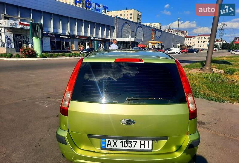 Хэтчбек Ford Fusion 2006 в Харькове