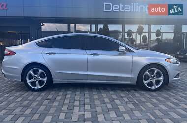 Седан Ford Fusion 2013 в Сарате