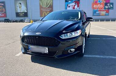 Седан Ford Fusion 2014 в Одесі