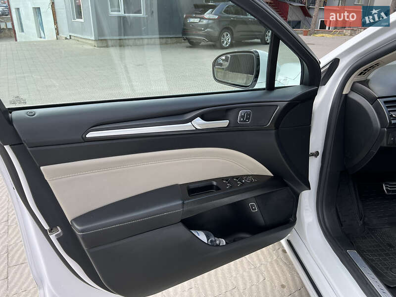 Седан Ford Fusion 2017 в Тернополе фото 9 Седан Ford Fusion 2017 в Тернополе