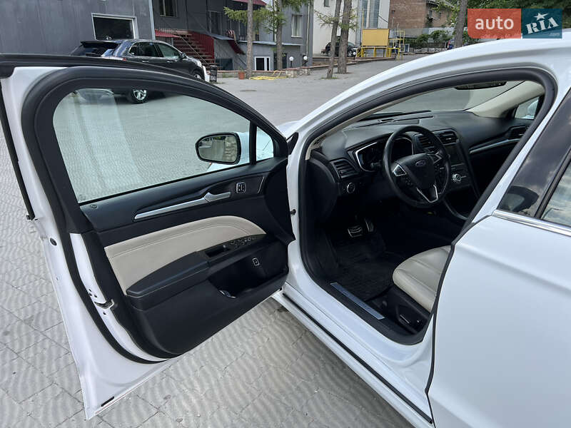 Седан Ford Fusion 2017 в Тернополе фото 21 Седан Ford Fusion 2017 в Тернополе