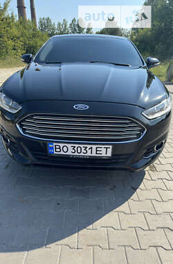 Седан Ford Fusion 2016 в Тернополі