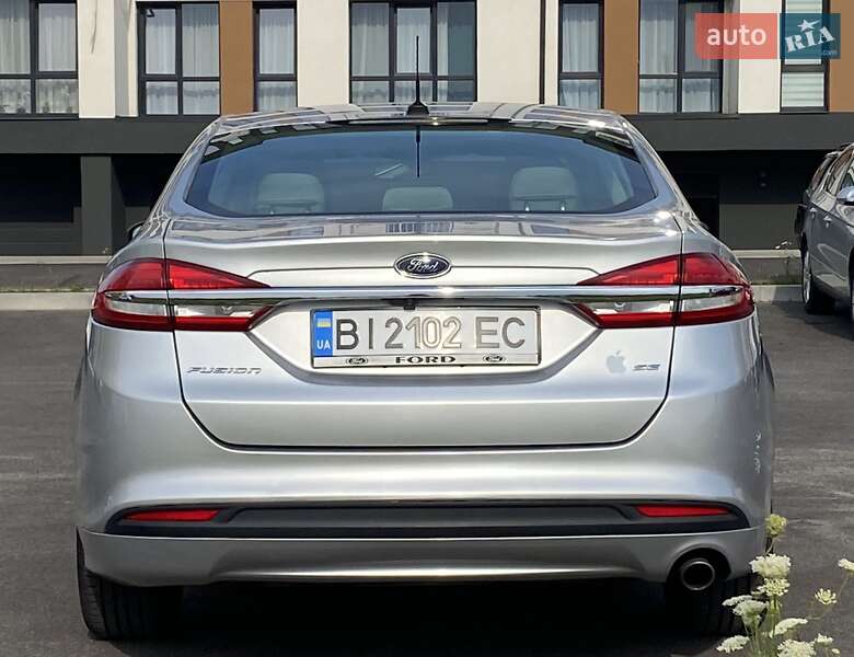 Седан Ford Fusion 2016 в Рівному