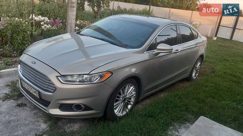 Седан Ford Fusion 2014 в Виннице