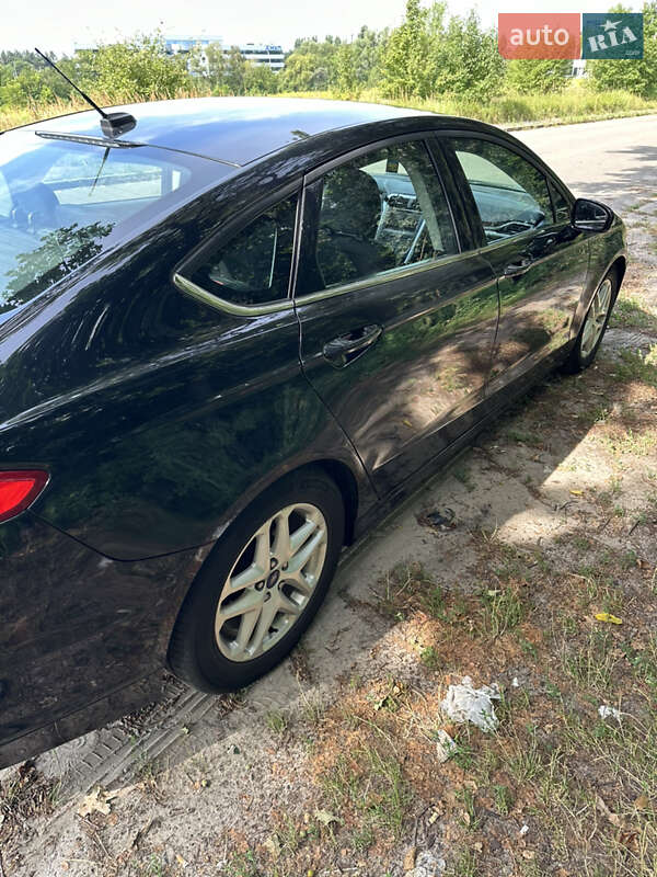 Седан Ford Fusion 2015 в Києві