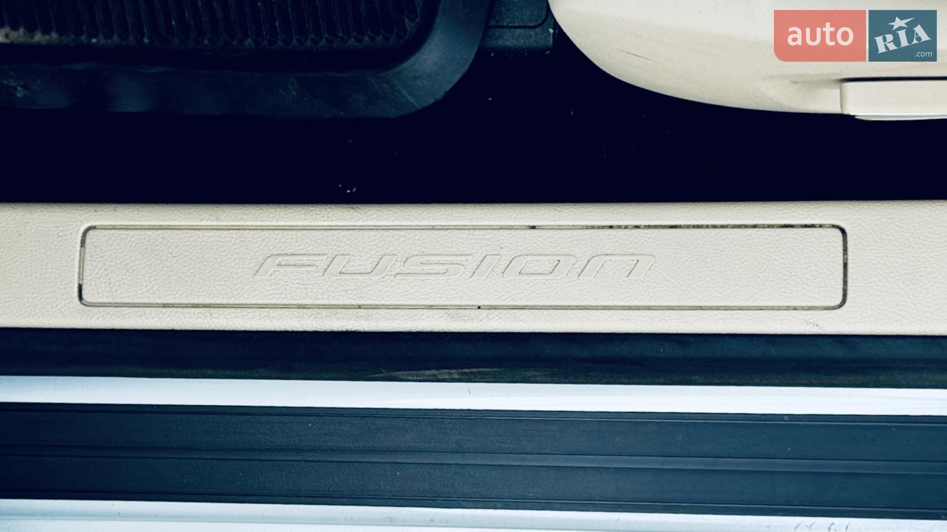 2014 Ford Fusion - мініатюра 23