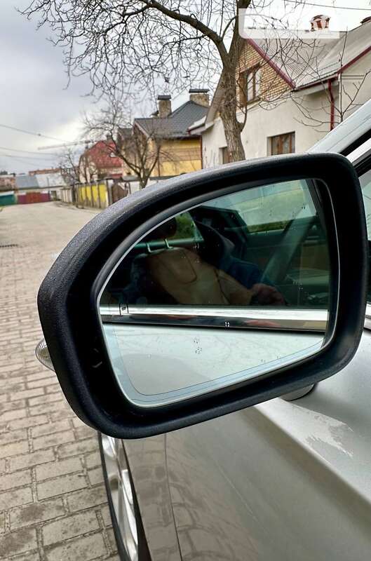 Седан Ford Fusion 2019 в Львове