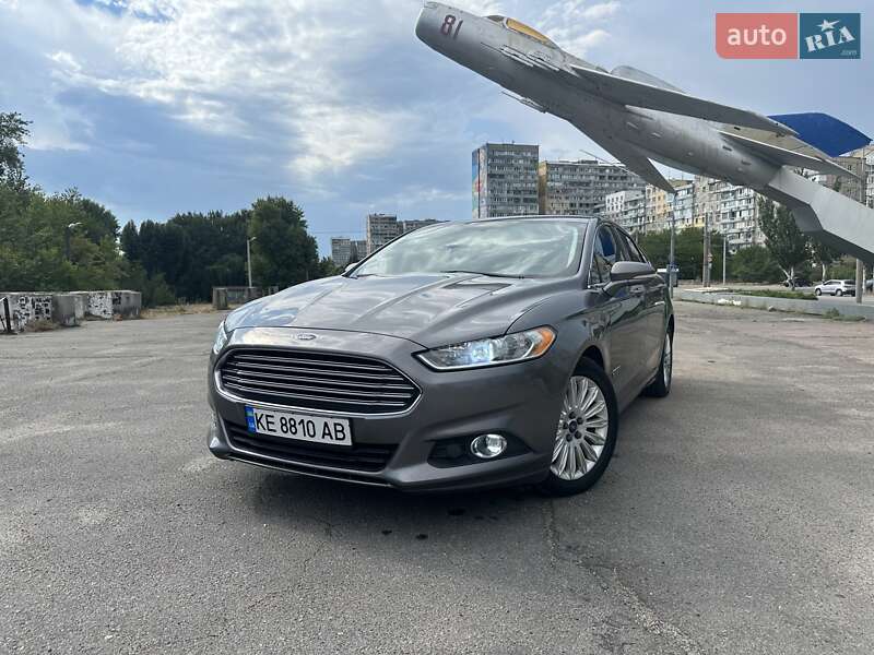 Седан Ford Fusion 2013 в Кривому Розі