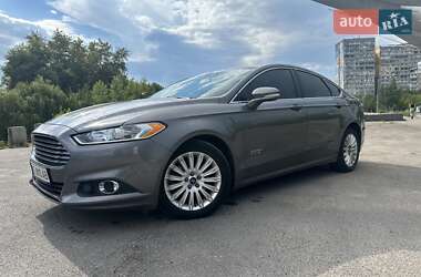 Седан Ford Fusion 2013 в Кривому Розі