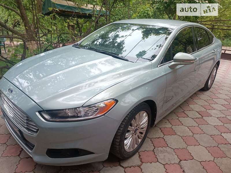 Седан Ford Fusion 2013 в Тернополе