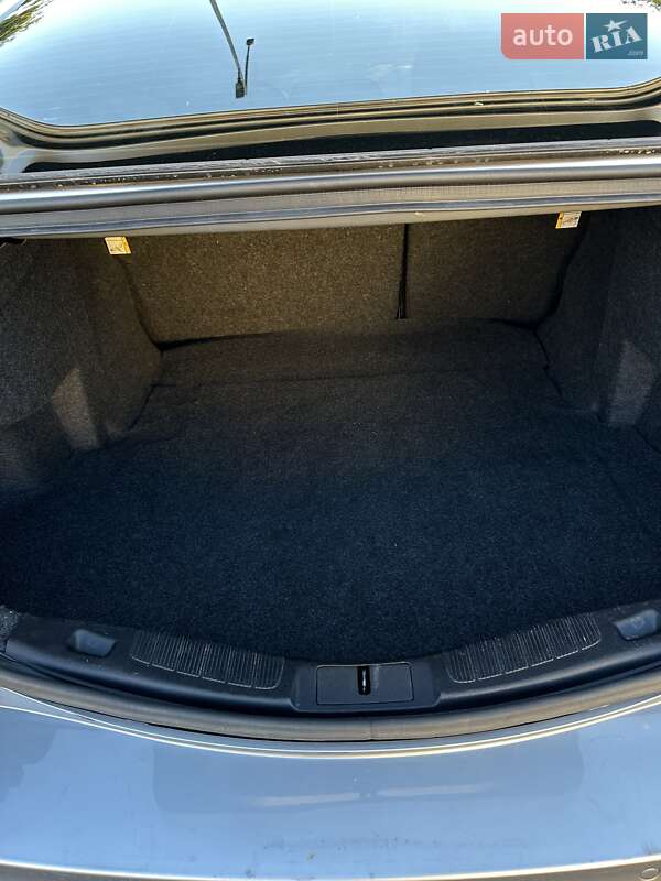 Седан Ford Fusion 2019 в Ровно