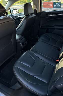 Седан Ford Fusion 2019 в Ровно