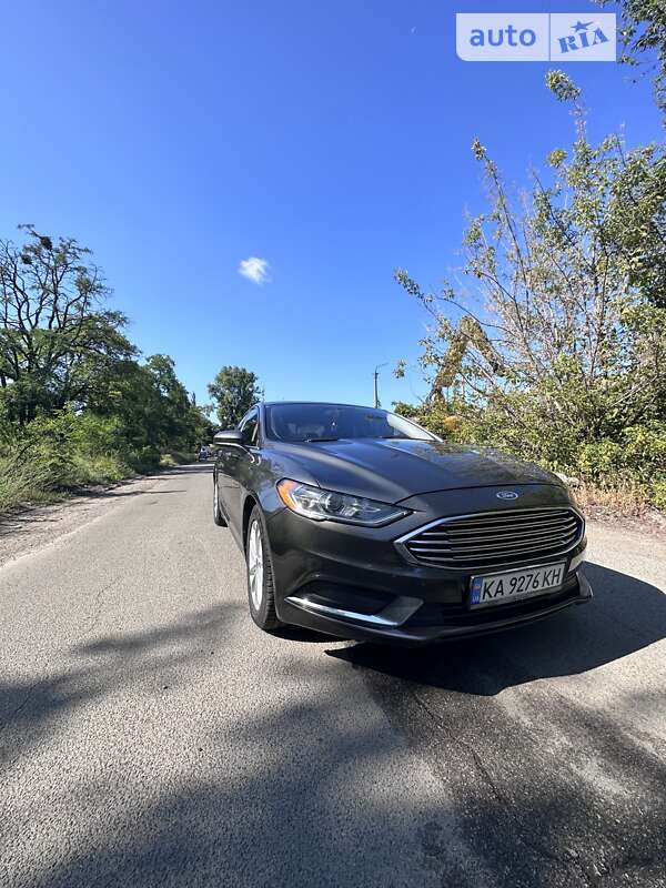 Седан Ford Fusion 2016 в Києві