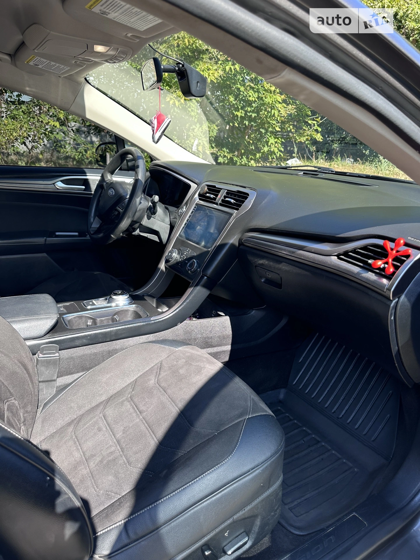 2016 Ford Fusion - мініатюра 20