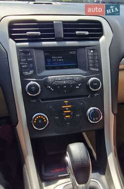 Седан Ford Fusion 2015 в Днепре