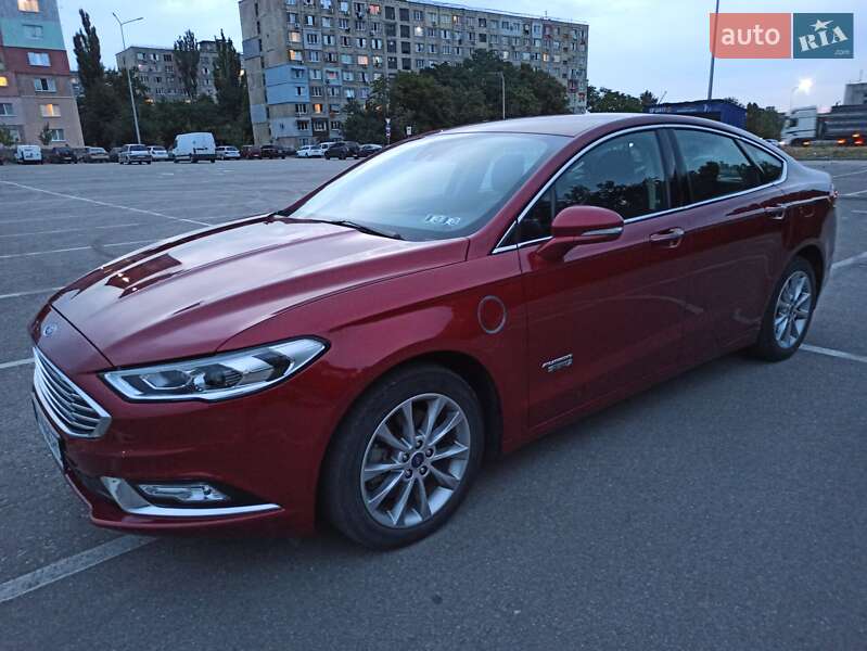 Седан Ford Fusion 2017 в Кропивницком