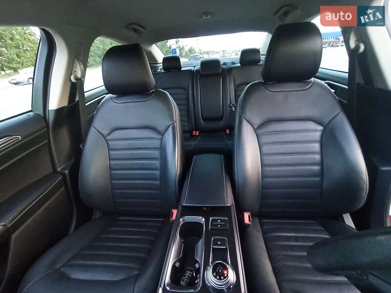 Седан Ford Fusion 2017 в Кропивницком