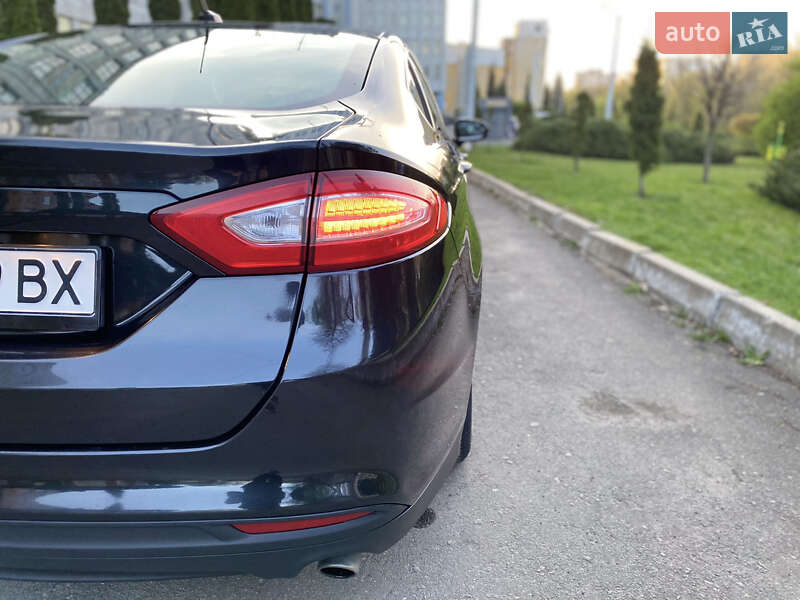 Седан Ford Fusion 2014 в Хмельницком