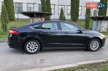 Седан Ford Fusion 2014 в 