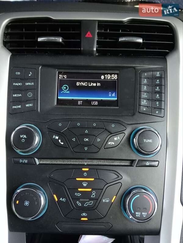 Седан Ford Fusion 2014 в Стрые