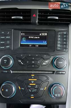 Седан Ford Fusion 2014 в 