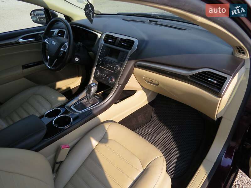 Седан Ford Fusion 2013 в Кропивницькому
