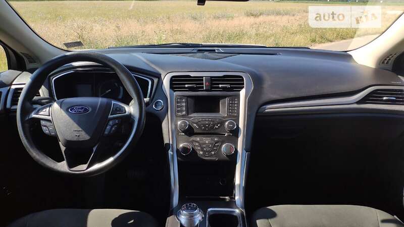 Седан Ford Fusion 2017 в Одесі