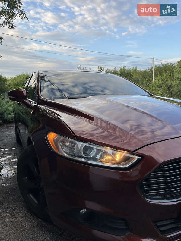 Ford Fusion 2016