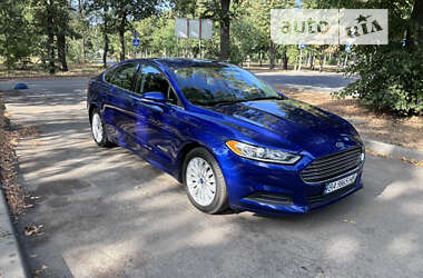 Седан Ford Fusion 2015 в Кропивницком