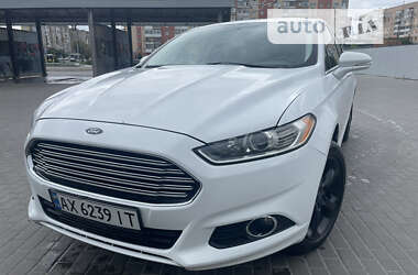 Седан Ford Fusion 2013 в Олександрії