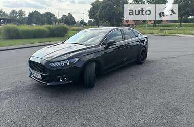 Седан Ford Fusion 2016 в Гоще