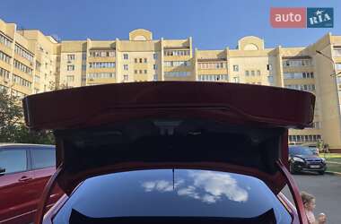 Седан Ford Fusion 2016 в 