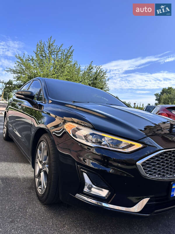 Седан Ford Fusion 2020 в Киеве фото 3 Седан Ford Fusion 2020 в Киеве