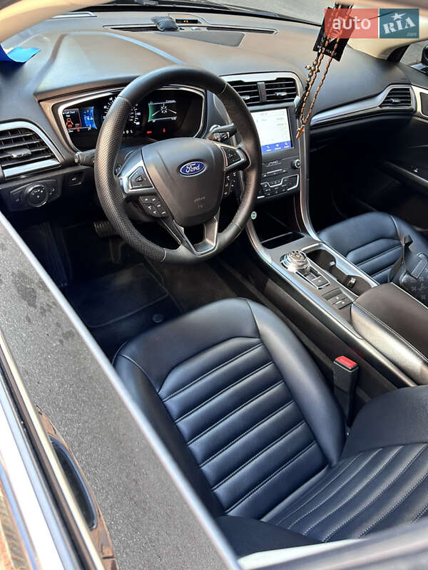Седан Ford Fusion 2020 в Киеве фото 25 Седан Ford Fusion 2020 в Киеве