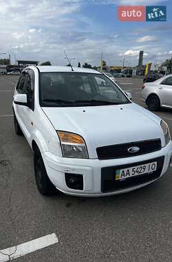 Хэтчбек Ford Fusion 2010 в Киеве