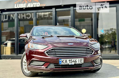 Седан Ford Fusion 2016 в Києві