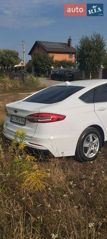 Седан Ford Fusion 2020 в Фастові