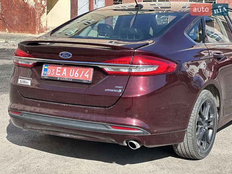 Седан Ford Fusion 2018 в Рівному