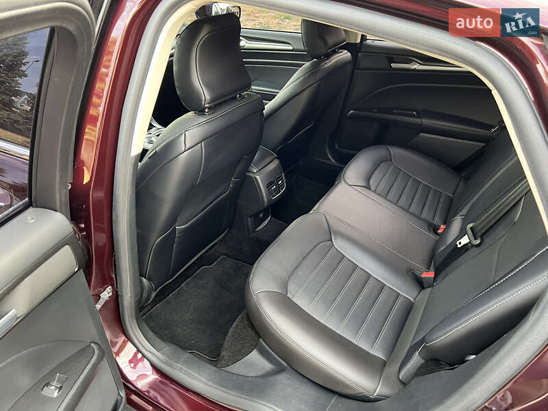Седан Ford Fusion 2017 в Черкассах