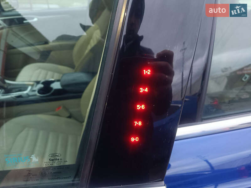 Седан Ford Fusion 2015 в Миргороді