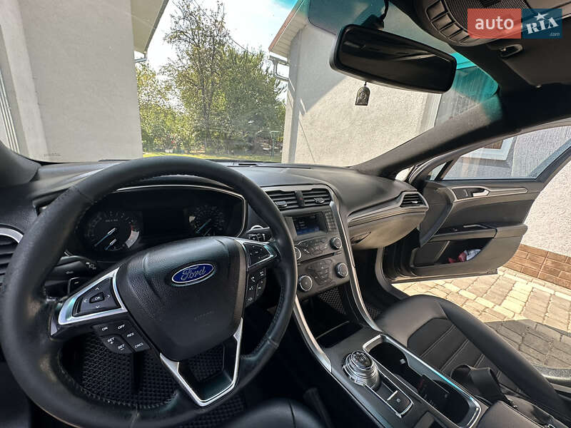 Седан Ford Fusion 2017 в Коломиї